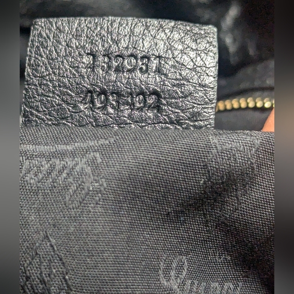 Gucci G Wave Medium Shoulder Bag in Black Pebbled Leather /Prie Firm** - Picture 4 of 13